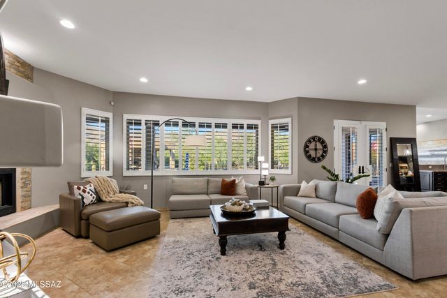 1381 E Paseo Del Zorro, Tucson, AZ 85718