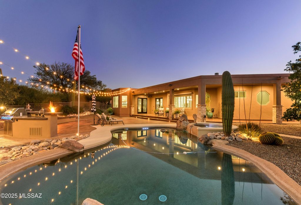 1381 E Paseo Del Zorro, Tucson, AZ 85718