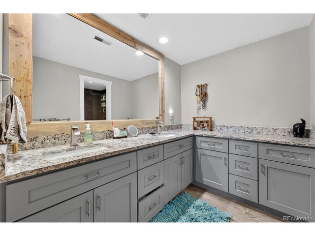 12401 E Amherst Cir, Aurora, CO 80014