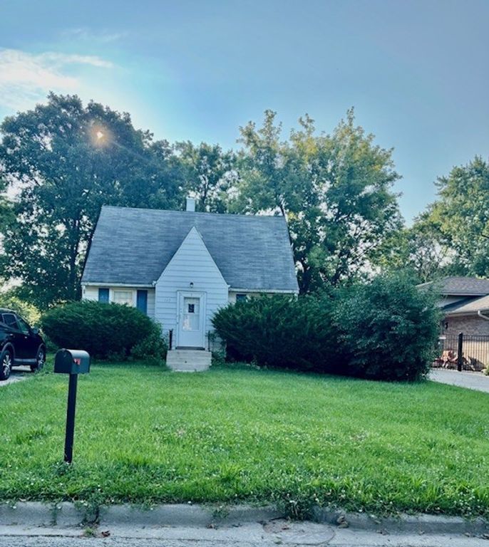 197 N Bonnie Brae Avenue, Elmhurst, IL 60126