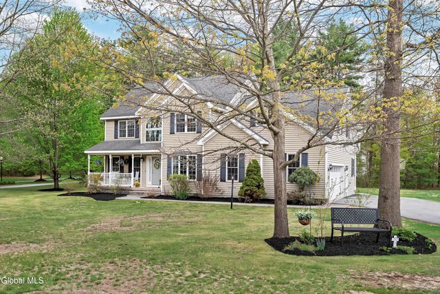 3 Pauls Way, Queensbury, NY 12804