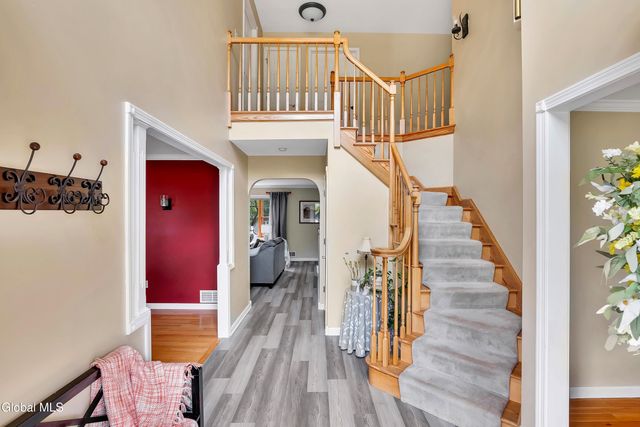 3 Pauls Way, Queensbury, NY 12804