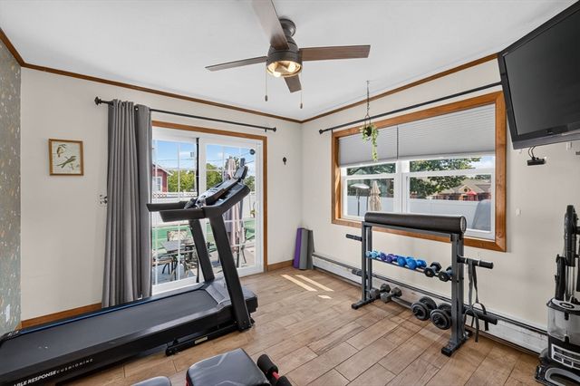 208 Hudson St, Fall River, MA 02720