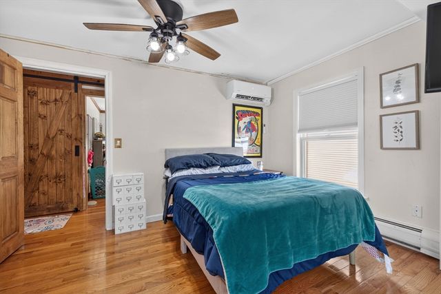 208 Hudson St, Fall River, MA 02720