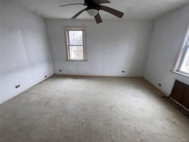 93 Vermont Avenue, West Babylon, NY 11704