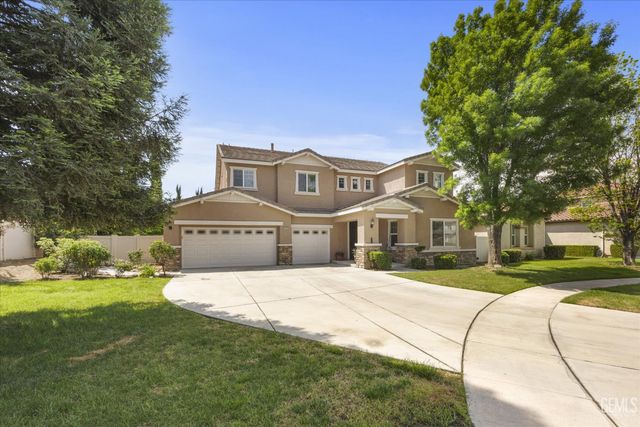 10003 Titanium Street, Bakersfield, CA 93311