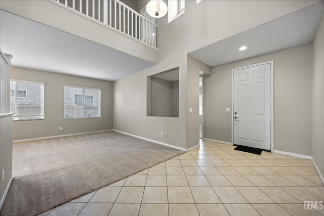 10003 Titanium Street, Bakersfield, CA 93311