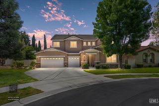 10003 Titanium Street, Bakersfield, CA 93311