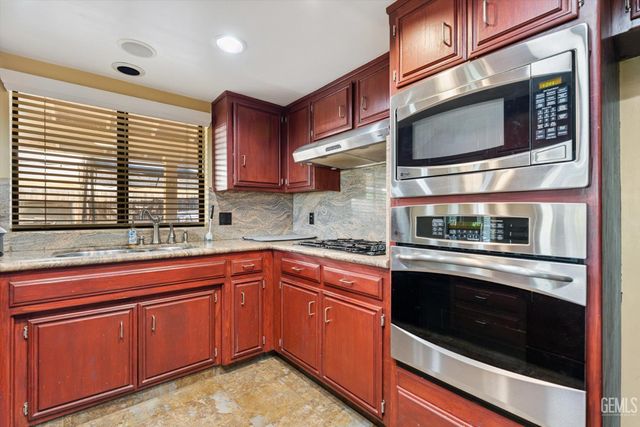 13301 Birkenfeld Avenue, Bakersfield, CA 93314