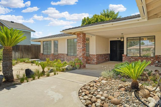 13301 Birkenfeld Avenue, Bakersfield, CA 93314