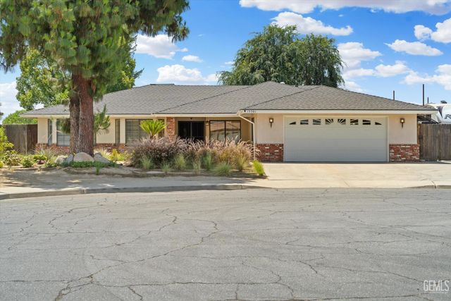 13301 Birkenfeld Avenue, Bakersfield, CA 93314