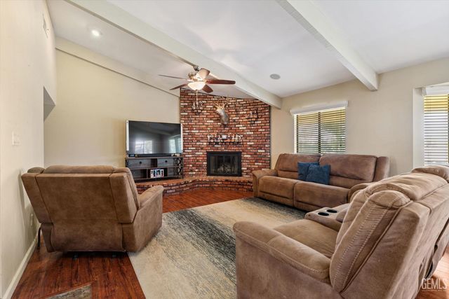 13301 Birkenfeld Avenue, Bakersfield, CA 93314