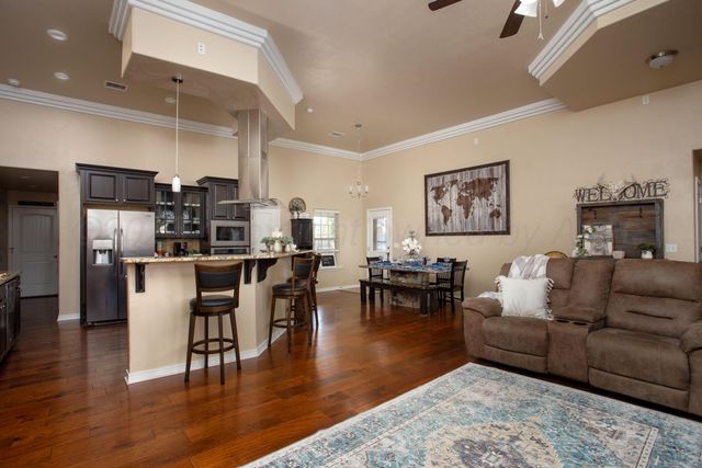 7411 COLUMBUS Drive, Amarillo, TX 79118