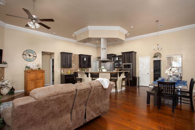 7411 COLUMBUS Drive, Amarillo, TX 79118