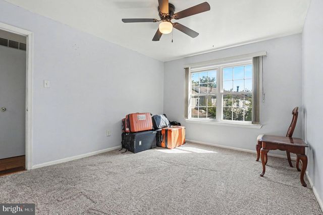 36 HUNT DR, Horsham, PA 19044