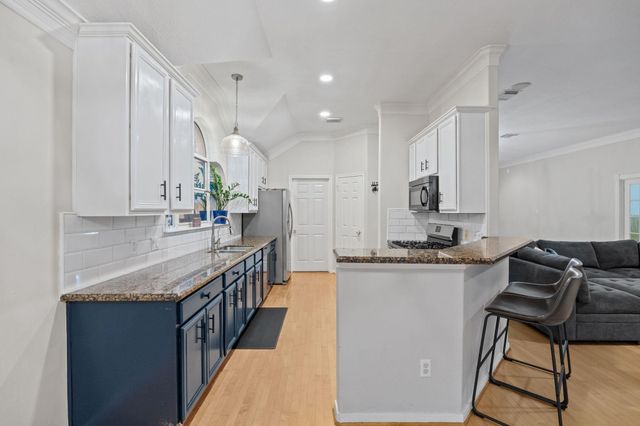11014 Creekline Glen Ct, Cypress, TX 77429