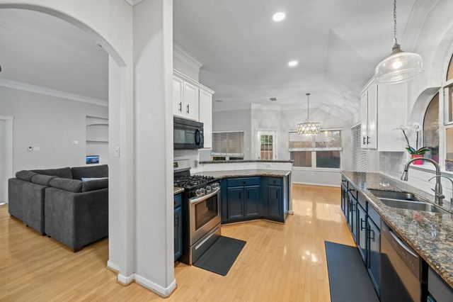 11014 Creekline Glen Ct, Cypress, TX 77429