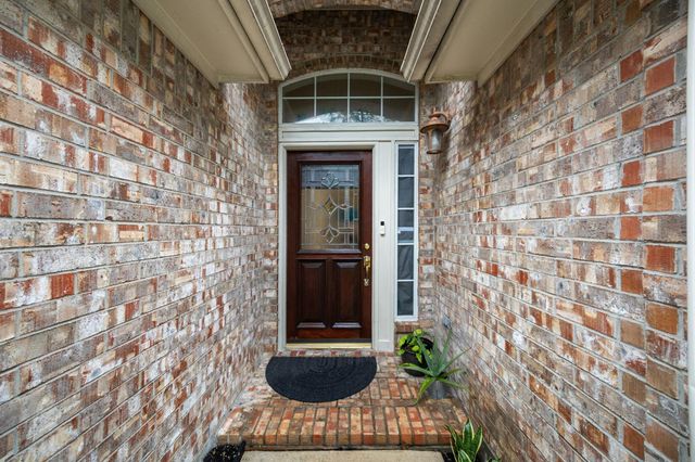 11014 Creekline Glen Ct, Cypress, TX 77429