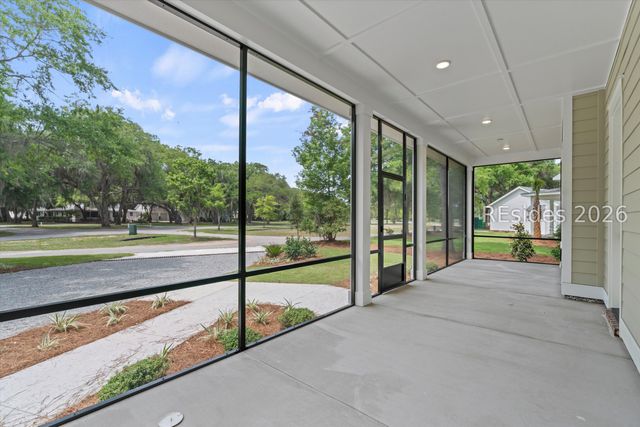23 Millers Pond Dr, Beaufort, SC 29907