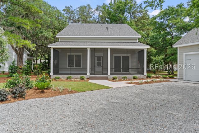 23 Millers Pond Dr, Beaufort, SC 29907