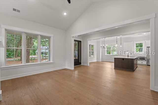 23 Millers Pond Dr, Beaufort, SC 29907