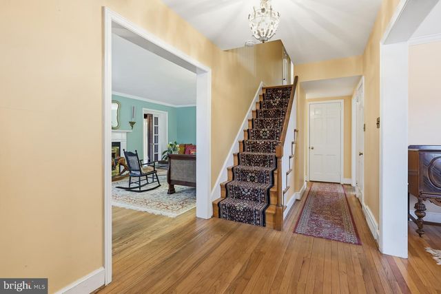 110 ALAPOCAS DR, Wilmington, DE 19803