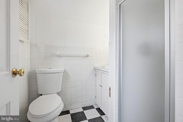 110 ALAPOCAS DR, Wilmington, DE 19803