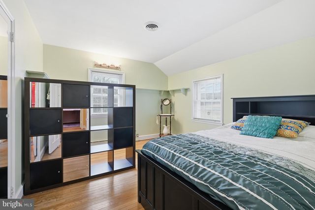 110 ALAPOCAS DR, Wilmington, DE 19803