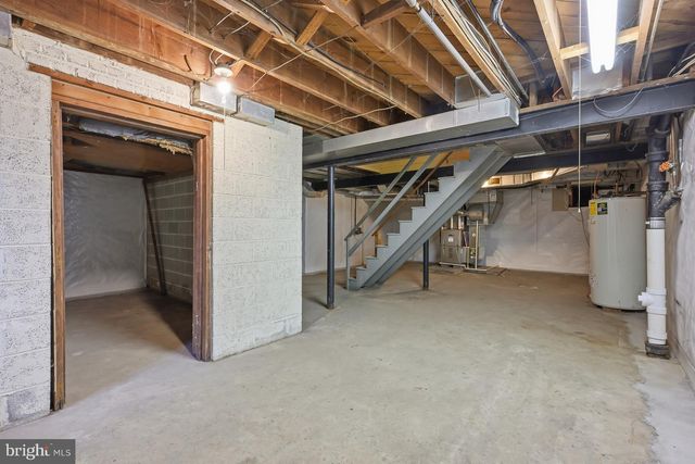 110 ALAPOCAS DR, Wilmington, DE 19803