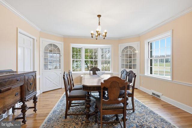 110 ALAPOCAS DR, Wilmington, DE 19803