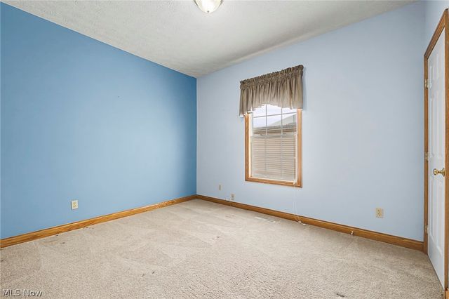 10304 Honeysuckle Lane, Broadview Heights, OH 44147