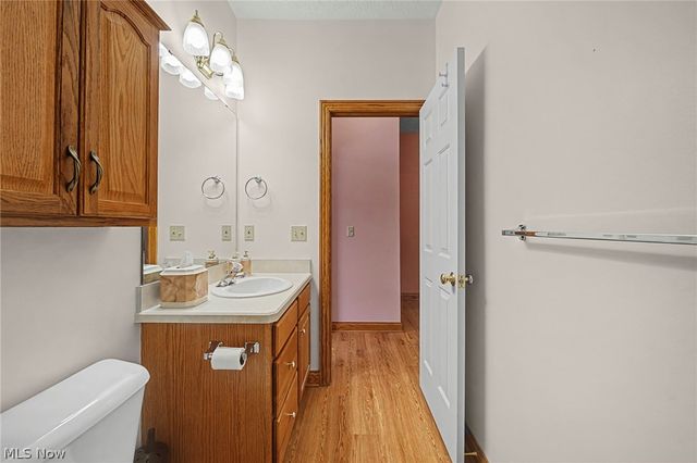 10304 Honeysuckle Lane, Broadview Heights, OH 44147