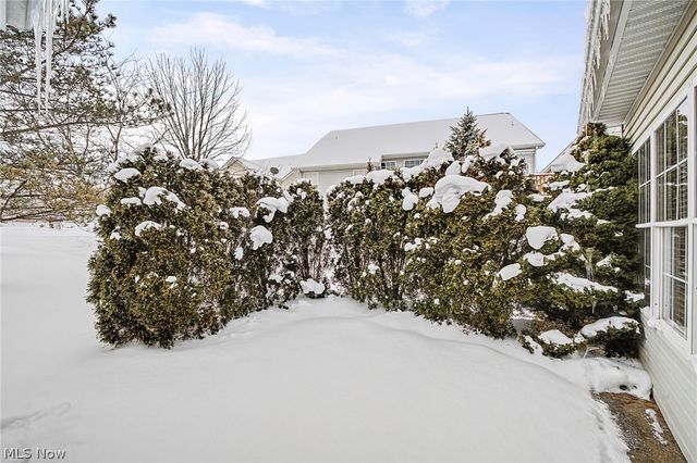 10304 Honeysuckle Lane, Broadview Heights, OH 44147