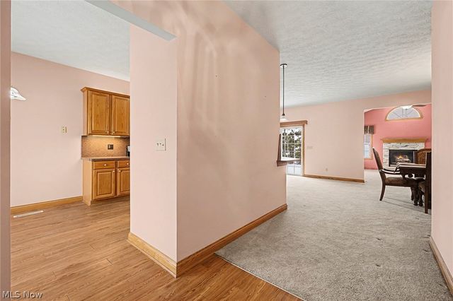 10304 Honeysuckle Lane, Broadview Heights, OH 44147