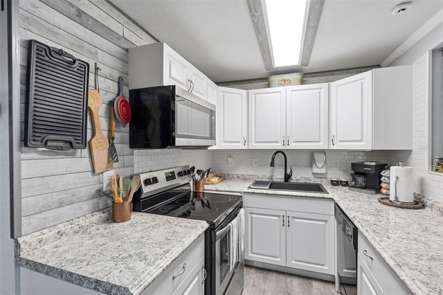 9381 ROSA STREET, Spring Hill, FL 34608