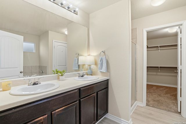 6055 Red Rose, San Antonio, TX 78244