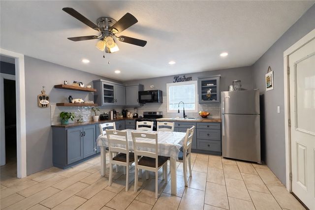 1010 Clay Circle, Somerville, TX 77879