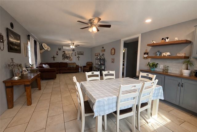 1010 Clay Circle, Somerville, TX 77879