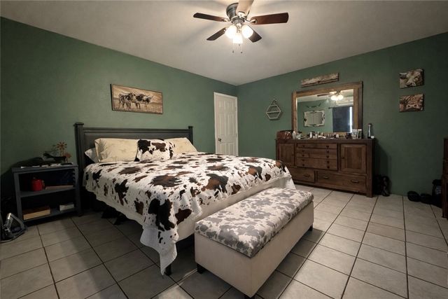 1010 Clay Circle, Somerville, TX 77879