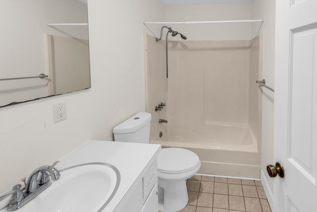 356 Lakewood Ave., Georgetown, SC 29440