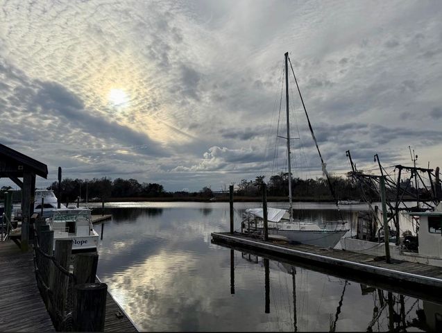 356 Lakewood Ave., Georgetown, SC 29440