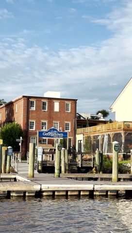 356 Lakewood Ave., Georgetown, SC 29440