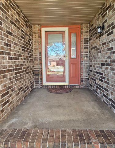 618 W Greenwood Street, Springfield, MO 65807