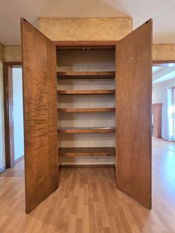 618 W Greenwood Street, Springfield, MO 65807