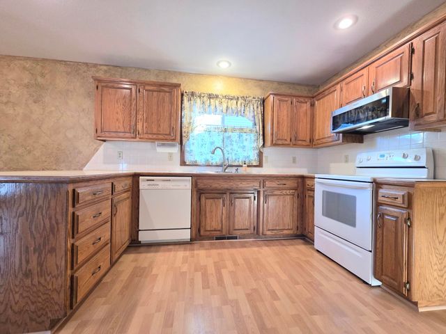 618 W Greenwood Street, Springfield, MO 65807