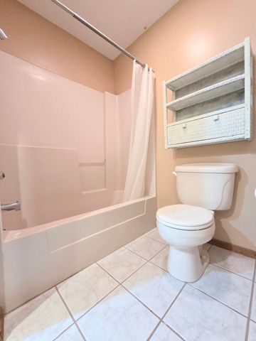 618 W Greenwood Street, Springfield, MO 65807