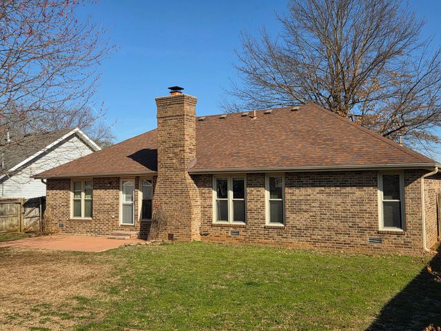 618 W Greenwood Street, Springfield, MO 65807
