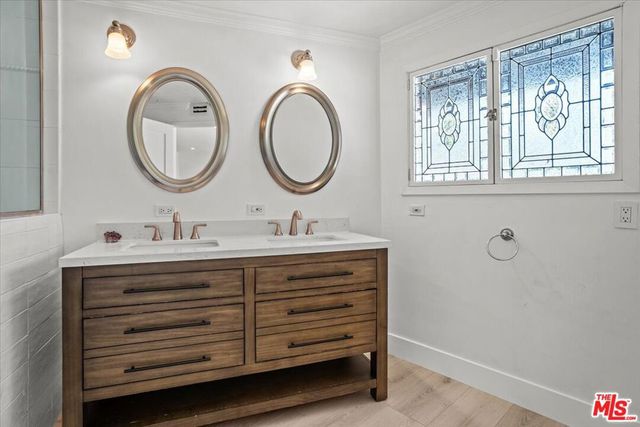 4810 Rosa Road, Woodland Hills, CA 91364