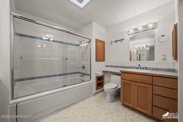 3211 Amber Bay Loop, Anchorage, AK 99515