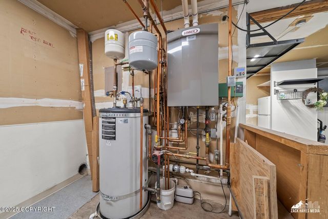 3211 Amber Bay Loop, Anchorage, AK 99515